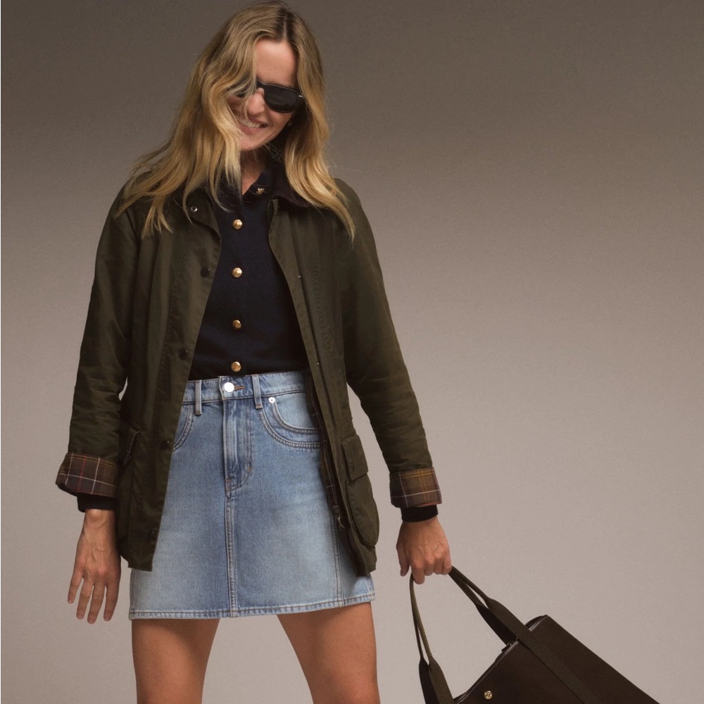 Barbour Classic Olive Beadnell Wax Jacket (Size 2)